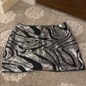 NWOT Silver and Black Sequin Mini Skirt